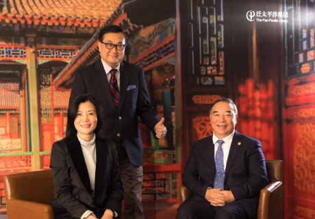 C.J. Liu, founder and Chairman of PPG with Song Zhiping, Chairman of China Association for Public Companies, and Xu Juan, Chairman of Sichuan Ecological Environmental Protection Industry Group